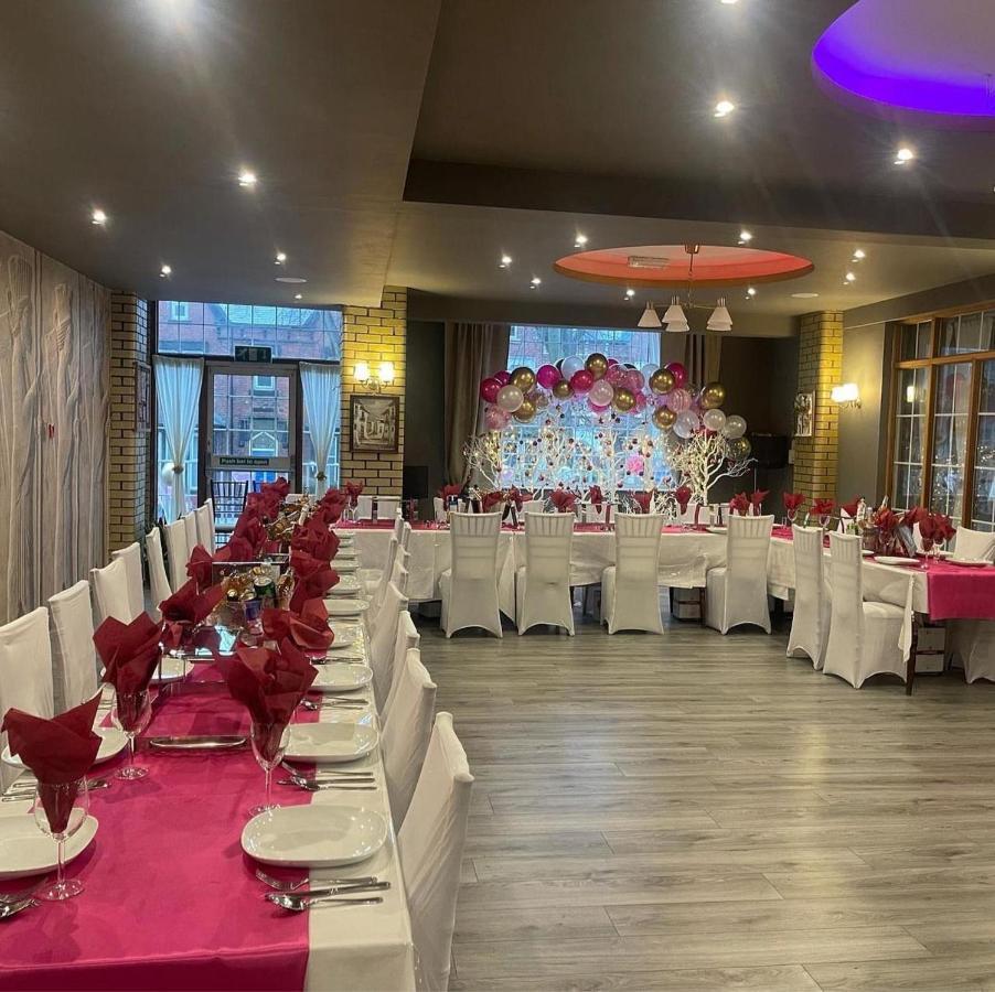 White Rose Hotel And Restaurant Leeds  Exterior photo